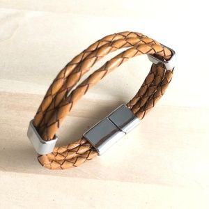 Stainless Steel Leather 8 in Bracelet